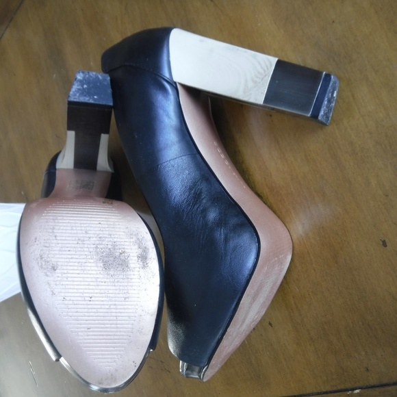 BCBG Generation Platform heels Mirror Peeptoe 6.5 - Picture 5 of 8